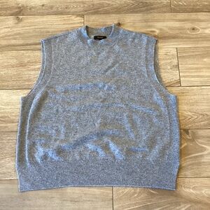 Quince Women's Grey Sleeveless Turtleneck Sweater